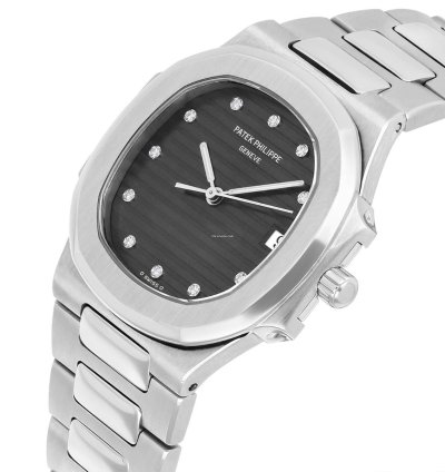 Patek Philippe Nautilus Quartz 33mm Black Dial Stainless Steel Watch 3900 1 Box And Papers