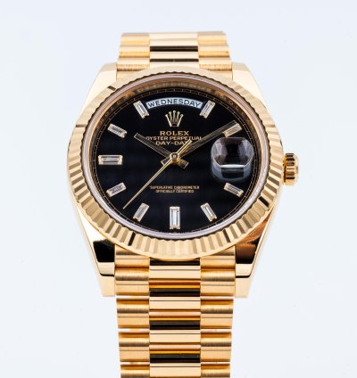 Rolex Day-date 40 President 228238 Yellow Gold Black Baguette Dial