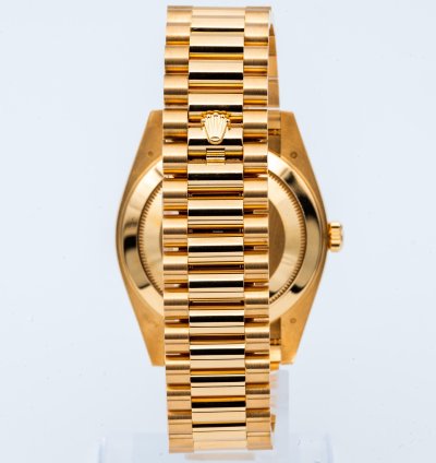 Rolex Day-date 40 President 228238 Yellow Gold Black Baguette Dial