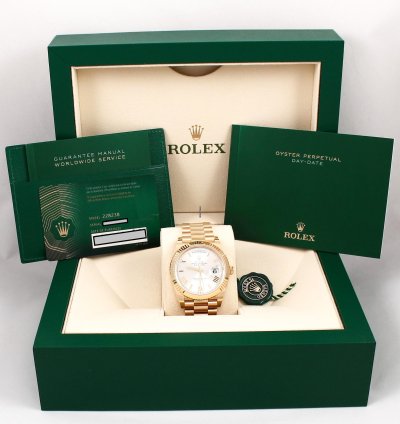 Rolex Day-date 40 President 228238 Yellow Gold Silver Dial Full Set New 2022