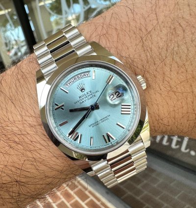 Rolex Day-date 40 President 40mm Day-date 228206 Platinum Ice Blue Roman Dial Unworn