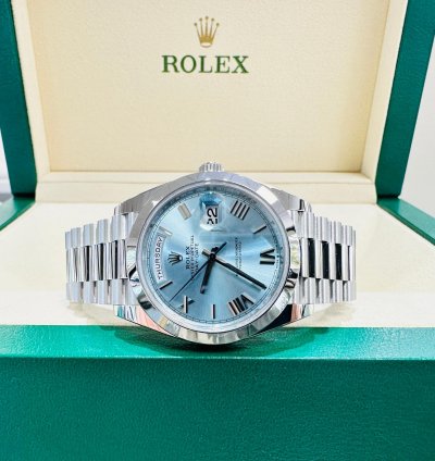 Rolex Day-date 40 President 40mm Day-date 228206 Platinum Ice Blue Roman Dial Unworn