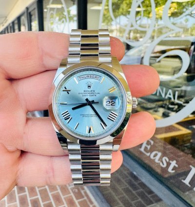 Rolex Day-date 40 President 40mm Day-date 228206 Platinum Ice Blue Roman Dial Unworn