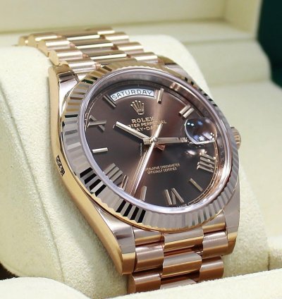Rolex Day-date 40 President 40mm Day-date 228235 18k Rose Gold Chocolate Dial Unworn
