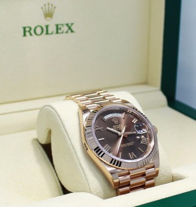 Rolex Day-date 40 President 40mm Day-date 228235 18k Rose Gold Chocolate Dial Unworn