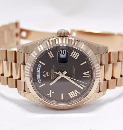 Rolex Day-date 40 President 40mm Day-date 228235 18k Rose Gold Chocolate Dial Unworn