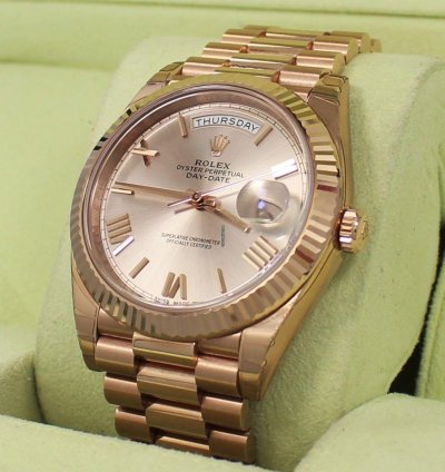 Rolex Day-date 40 President 40mm Day-date 228235 18k Rose Gold Sundust Unworn