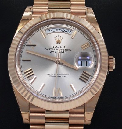 Rolex Day-date 40 President 40mm Day-date 228235 18k Rose Gold Sundust Unworn