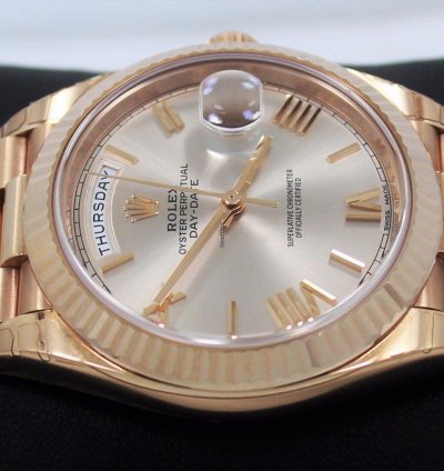 Rolex Day-date 40 President 40mm Day-date 228235 18k Rose Gold Sundust Unworn