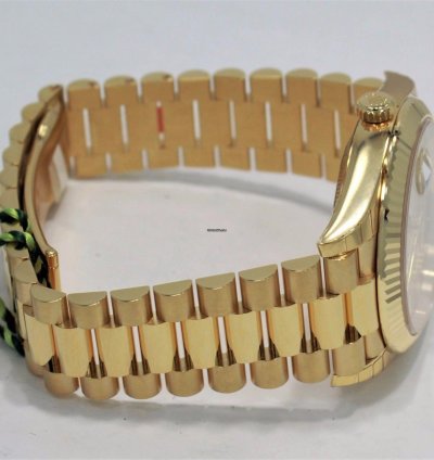Rolex Day-date 40 President 40mm Day-date 228238 18k Yellow Gold Champagne New