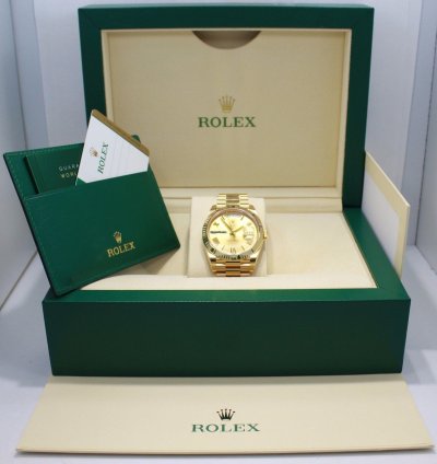 Rolex Day-date 40 President 40mm Day-date 228238 18k Yellow Gold Champagne New