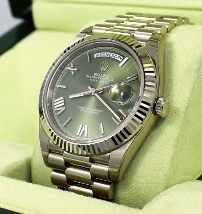 Rolex Day-date 40 President 40mm Day-date 228239 18k White Gold Green Roman Dial Unworn