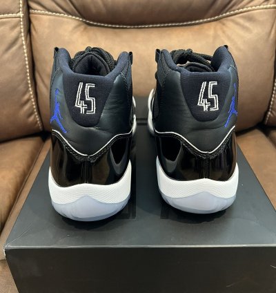 Jordan 11 Retro Space Jam 2016