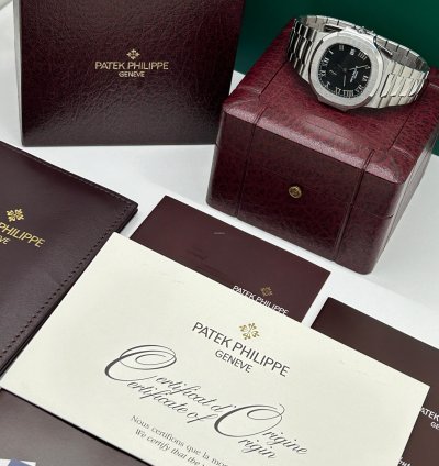 Patek Philippe Nautilus Ref 3710 1a-001 - Perfect Condition - Year 2005