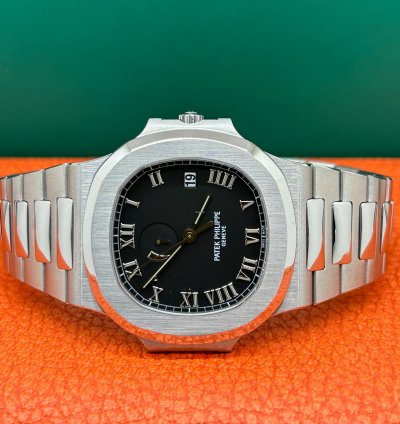 Patek Philippe Nautilus Ref 3710 1a-001 - Perfect Condition - Year 2005