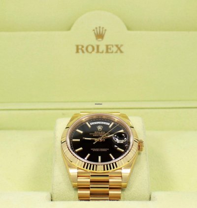 Rolex Day-date 40 President Day-date 228238 18k Gold Black Diagonal Motif Unworn