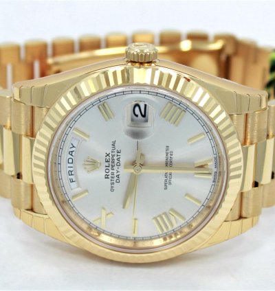 Rolex Day-date 40 President Day-date 228238 18k Yellow Gold Silver Roman Dial
