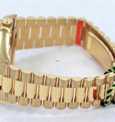 Rolex Day-date 40 President Day-date 228238 18k Yellow Gold Silver Roman Dial