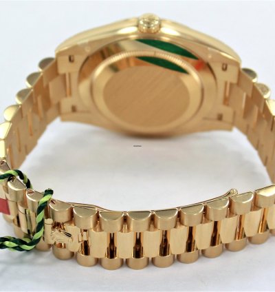 Rolex Day-date 40 President Day-date 228238 18k Yellow Gold Silver Roman Dial