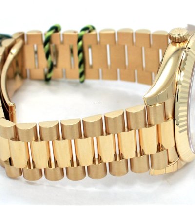 Rolex Day-date 40 President Day-date 228238 18k Yellow Gold Silver Roman Dial