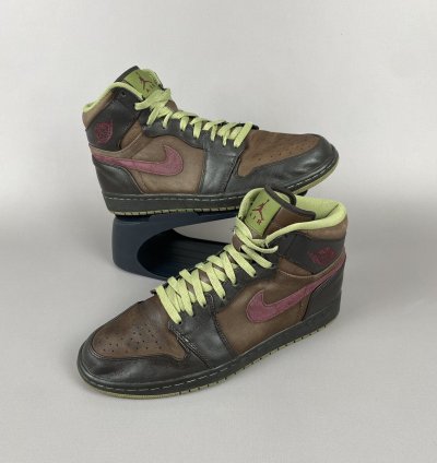 2010 Nike Air Jordan 1 Retro High Og Velvet Brown Garnet