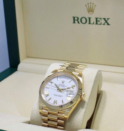 Rolex Day-date 40 President Day-date 40mm 228238 18k Yellow Gold White Roman