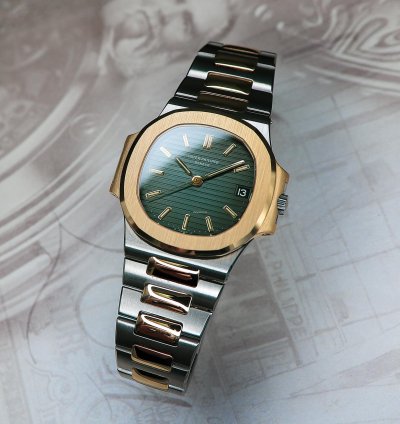 Patek Philippe Nautilus Ref 3800 Steel And Gold Amazing Green Patina Dial From Year 1982