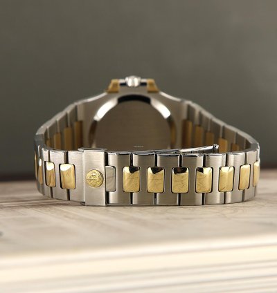 Patek Philippe Nautilus Ref 3800 Steel And Gold Amazing Green Patina Dial From Year 1982