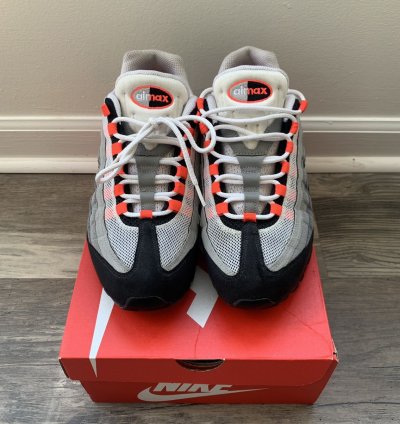 2011 Nike Air Max 95 Solar Red Size 9