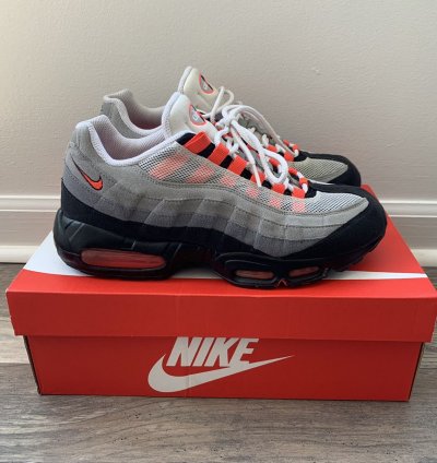 2011 Nike Air Max 95 Solar Red Size 9