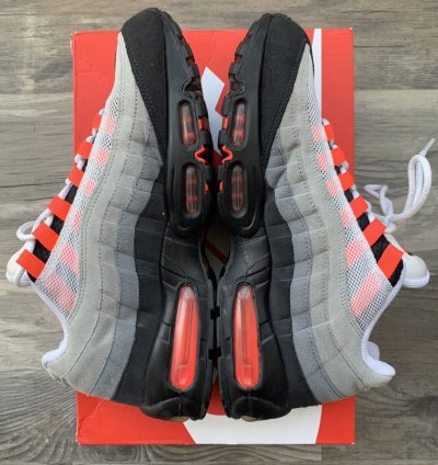 2011 Nike Air Max 95 Solar Red Size 9