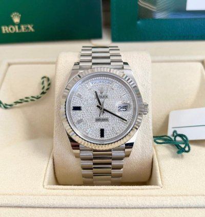 Rolex Day-date 40 Presidential Pave Diamond Dial Baguette Sapphire Diamonds