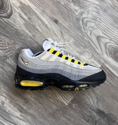 2011 Nike Air Max 95 Tour Yellow