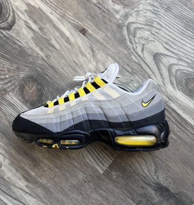 2011 Nike Air Max 95 Tour Yellow