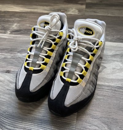 2011 Nike Air Max 95 Tour Yellow