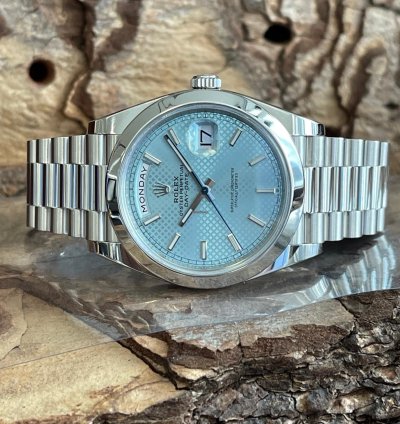 Rolex Day-date 40 Pt 950 - Ice Blue Waffle Dial - Fs 2022 - Ref 228206 - Ungetragen