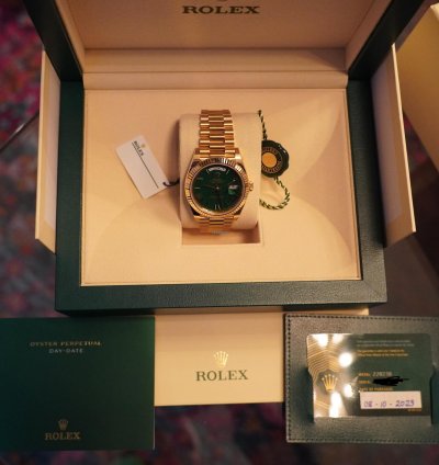 Rolex Day-date 40 Rare Arabic Lettered Yellow Gold Green Dial Day-date 40