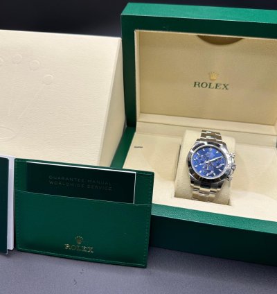 Rolex Daytona New Unworn Full Set
