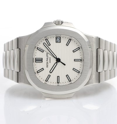 Patek Philippe Nautilus Ref 5711 1a-011 Steel White Dial Full Set Year 2014 Excellent Conditions