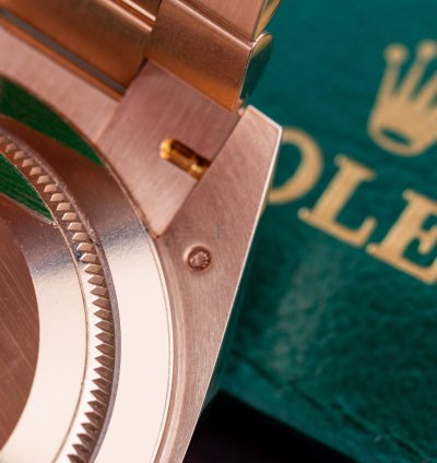 Rolex Day-date 40 Ref 228235 Chocolate Brown Motif Dial 18k Rose Gold 2019 Box And Papers