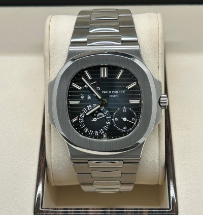 Patek Philippe Nautilus Ref 5712 1a-001 - Blue Dial - Unpolished - Year 2019