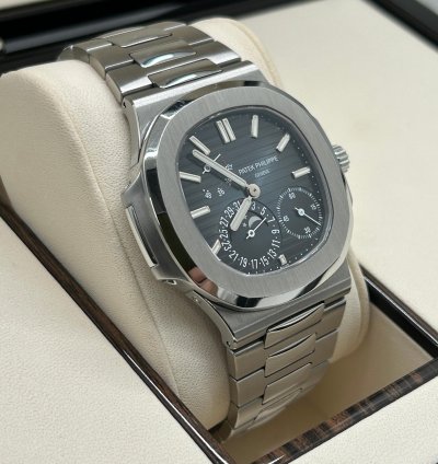 Patek Philippe Nautilus Ref 5712 1a-001 - Blue Dial - Unpolished - Year 2019