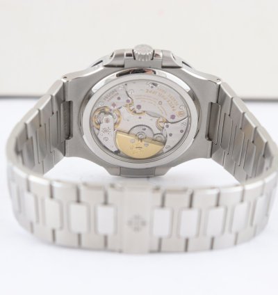 Patek Philippe Nautilus Ref 5712 1a-001 Super Full Set Excellent Conditions