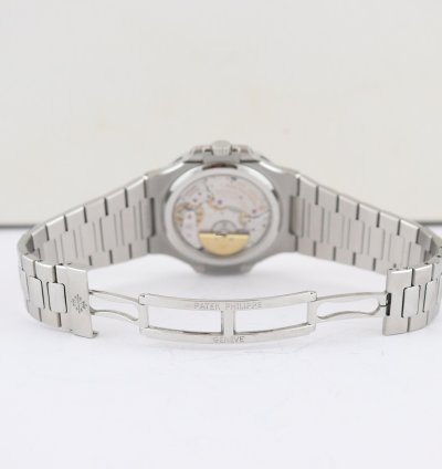 Patek Philippe Nautilus Ref 5712 1a-001 Super Full Set Excellent Conditions