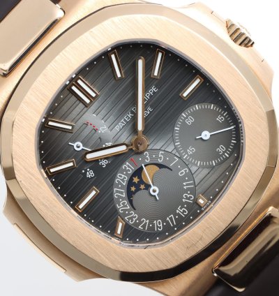 Patek Philippe Nautilus Ref 5712 1r-001 Rose Gold Brown Dial Full Set Year 2014 Excellent Conditions