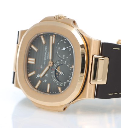 Patek Philippe Nautilus Ref 5712 1r-001 Rose Gold Brown Dial Full Set Year 2014 Excellent Conditions
