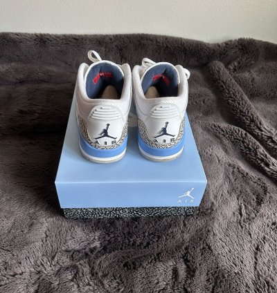 Jordan 3 Retro Unc