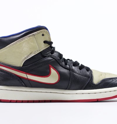 2013 Air Jordan 1 Mid Black Gold Red