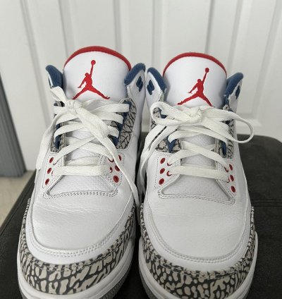 Jordan 3 True Blue