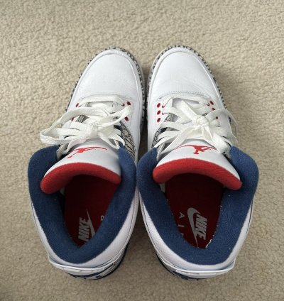 Jordan 3 True Blue
